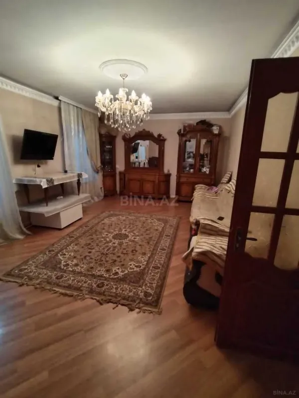Satılır 3 otaqlı mənzil 96 m²