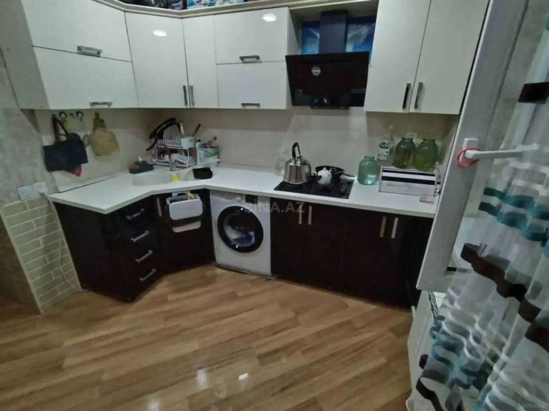 Satılır 3 otaqlı mənzil 96 m²