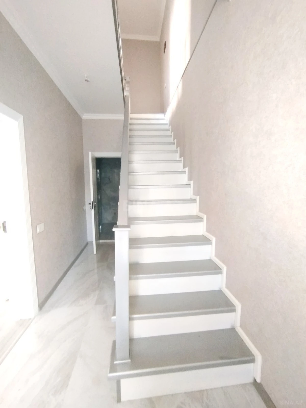 Satılır 3 otaqlı həyət evi 98 m²