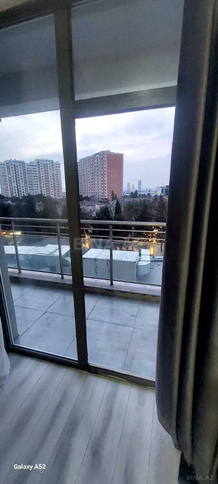 Satılır 2 otaqlı mənzil 54 m²