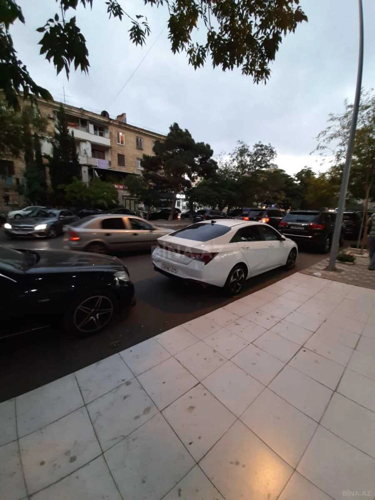 Kirayə verilir obyekt 80 m²