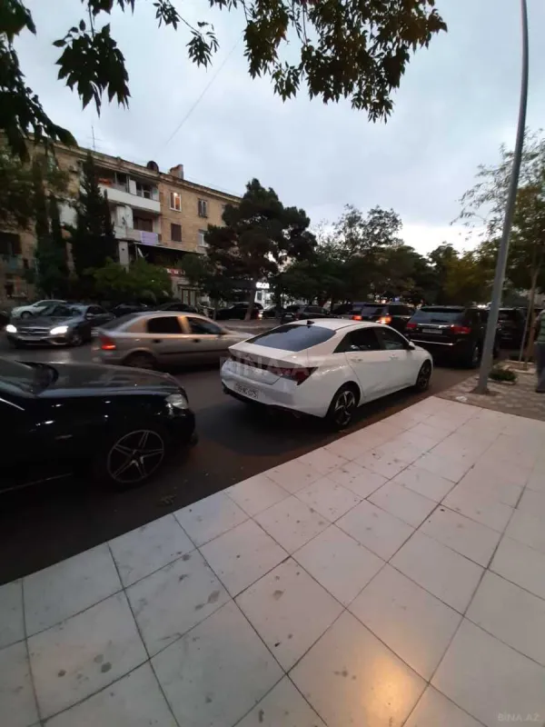 Kirayə verilir obyekt 80 m²