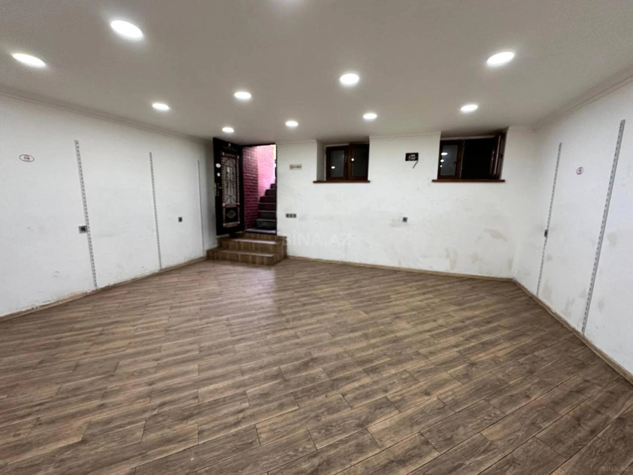 Kirayə verilir obyekt 80 m²