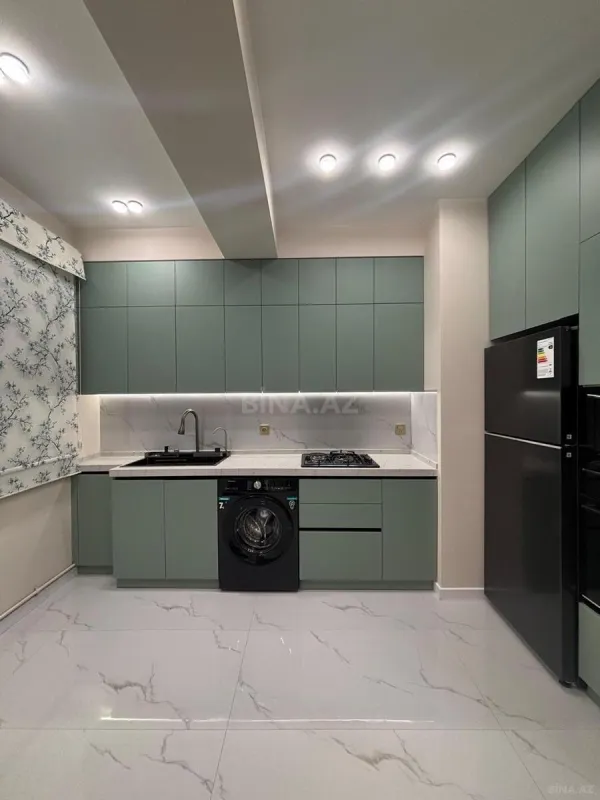 Satılır 3 otaqlı mənzil 101 m²