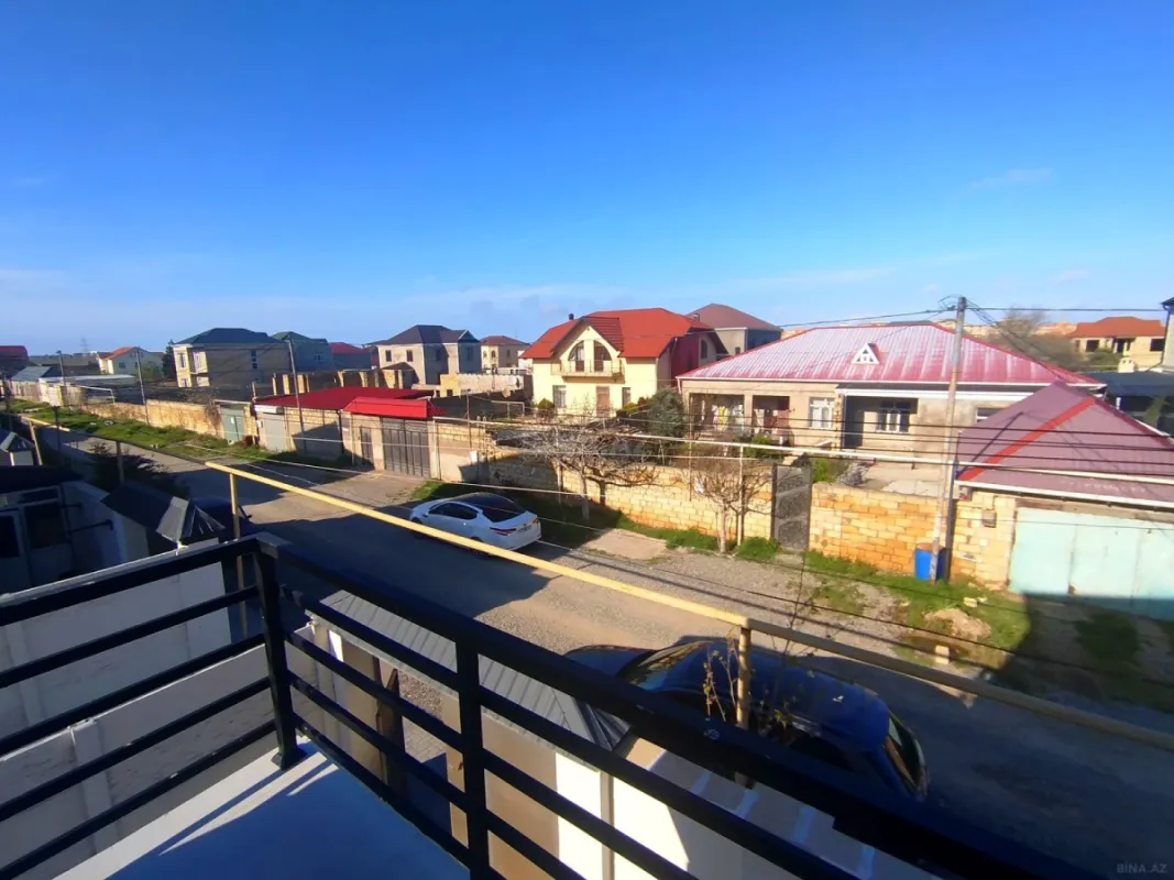 Satılır 4 otaqlı həyət evi 112 m²