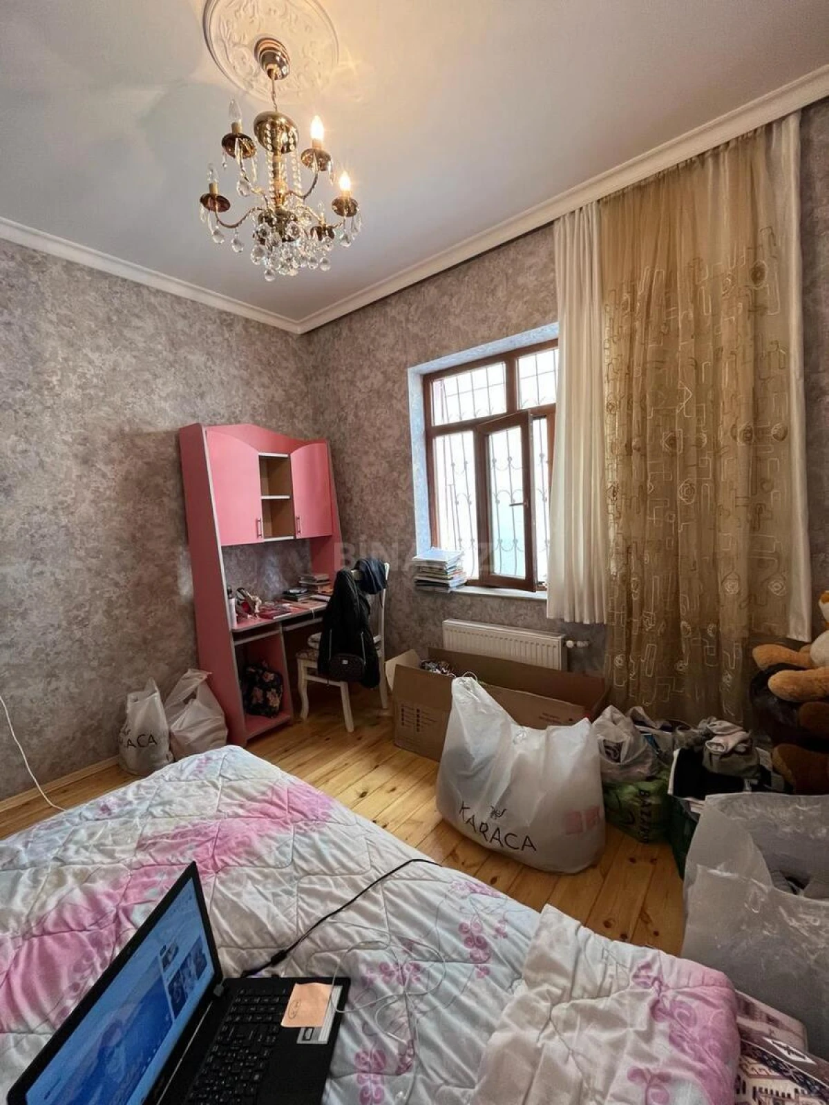 Satılır 5 otaqlı həyət evi 200 m²