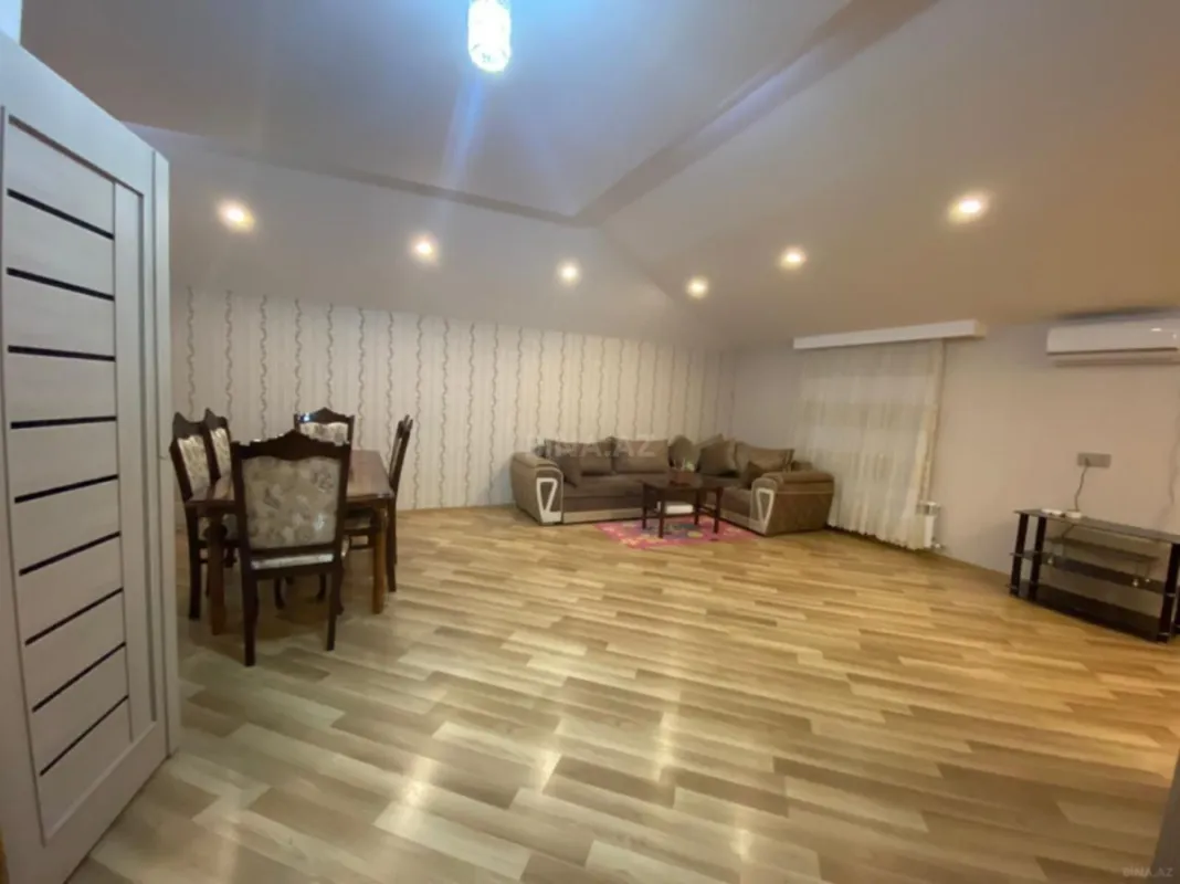 Kirayə verilir 3 otaqlı mənzil 200 m²