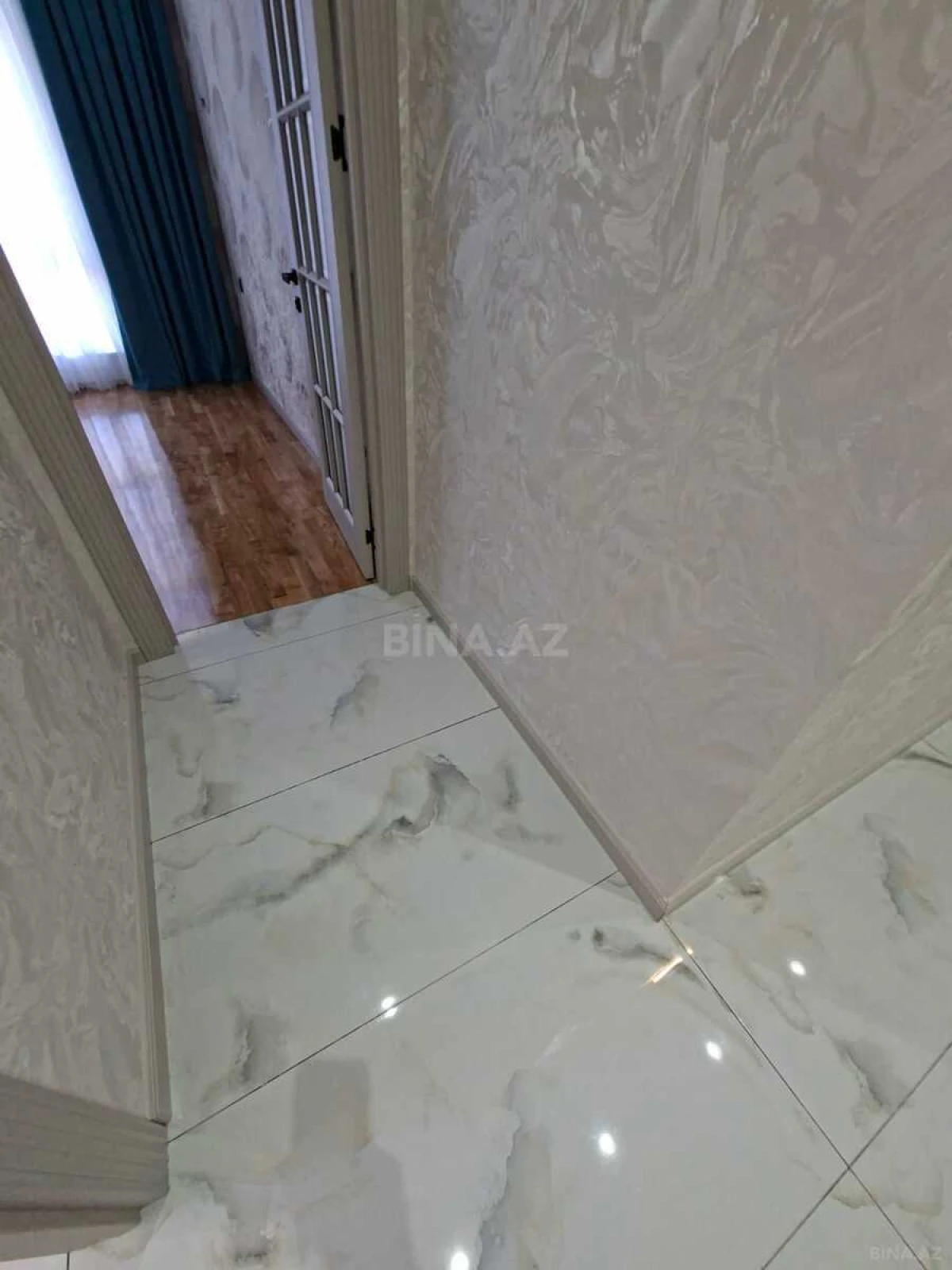 Satılır 3 otaqlı mənzil 82 m²