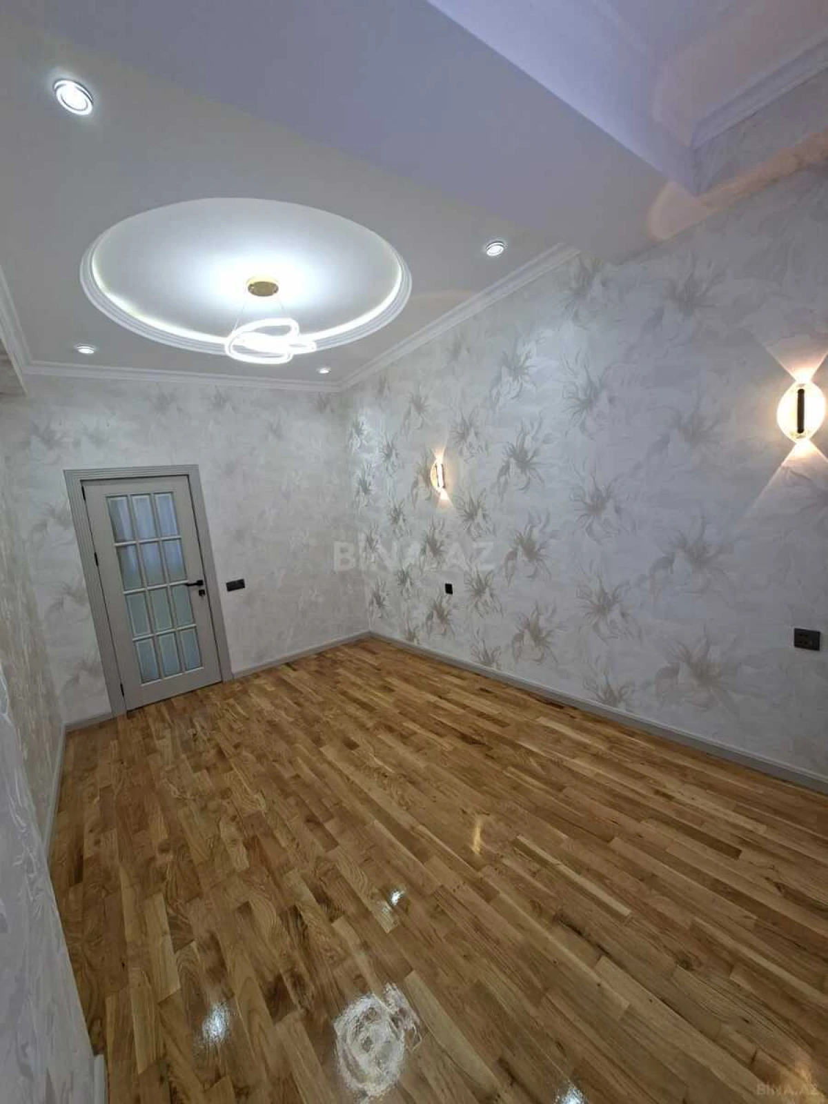 Satılır 3 otaqlı mənzil 82 m²