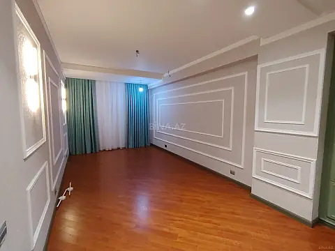 Satılır 3 otaqlı mənzil 117 m²