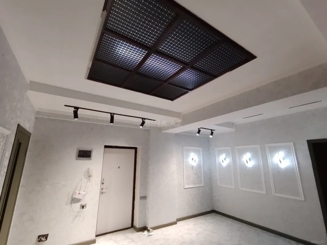 Satılır 3 otaqlı mənzil 117 m²