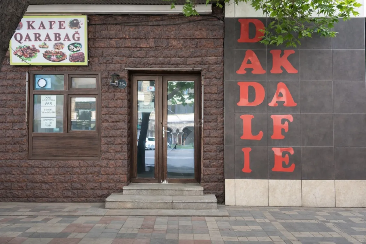 Kirayə verilir obyekt 370 m²