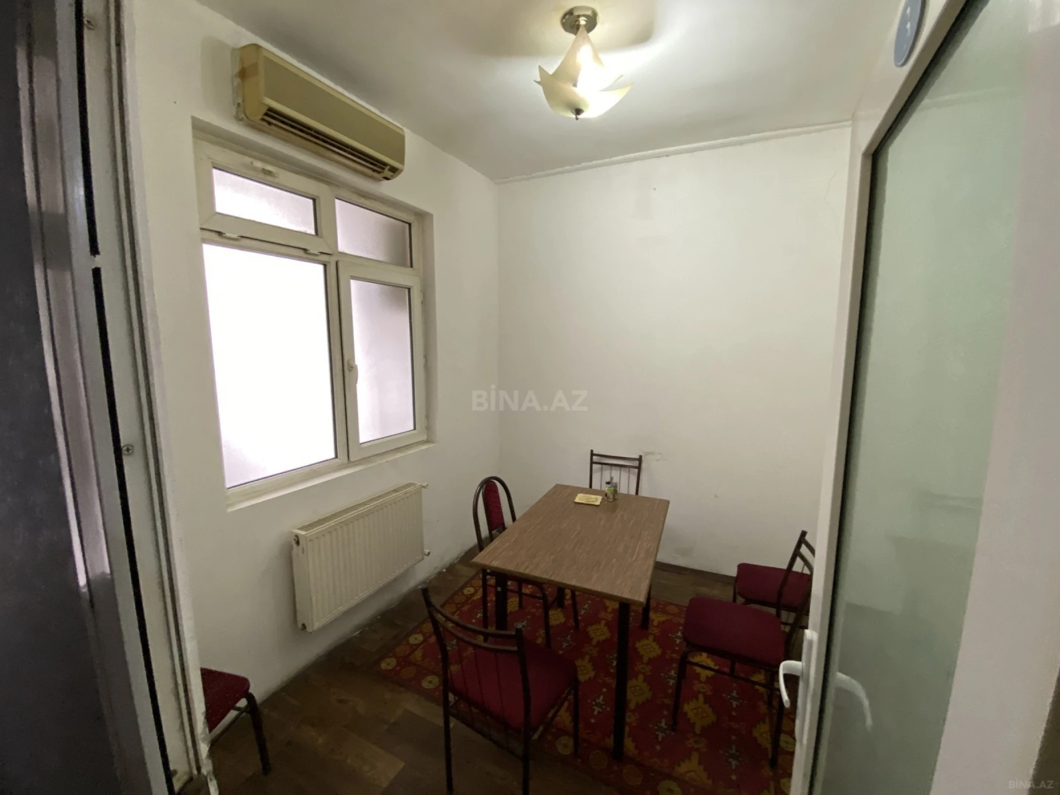 Kirayə verilir obyekt 370 m²