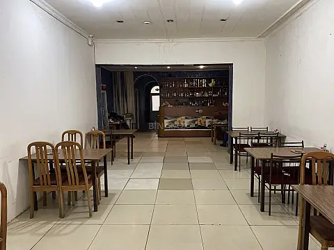 Kirayə verilir obyekt 370 m²