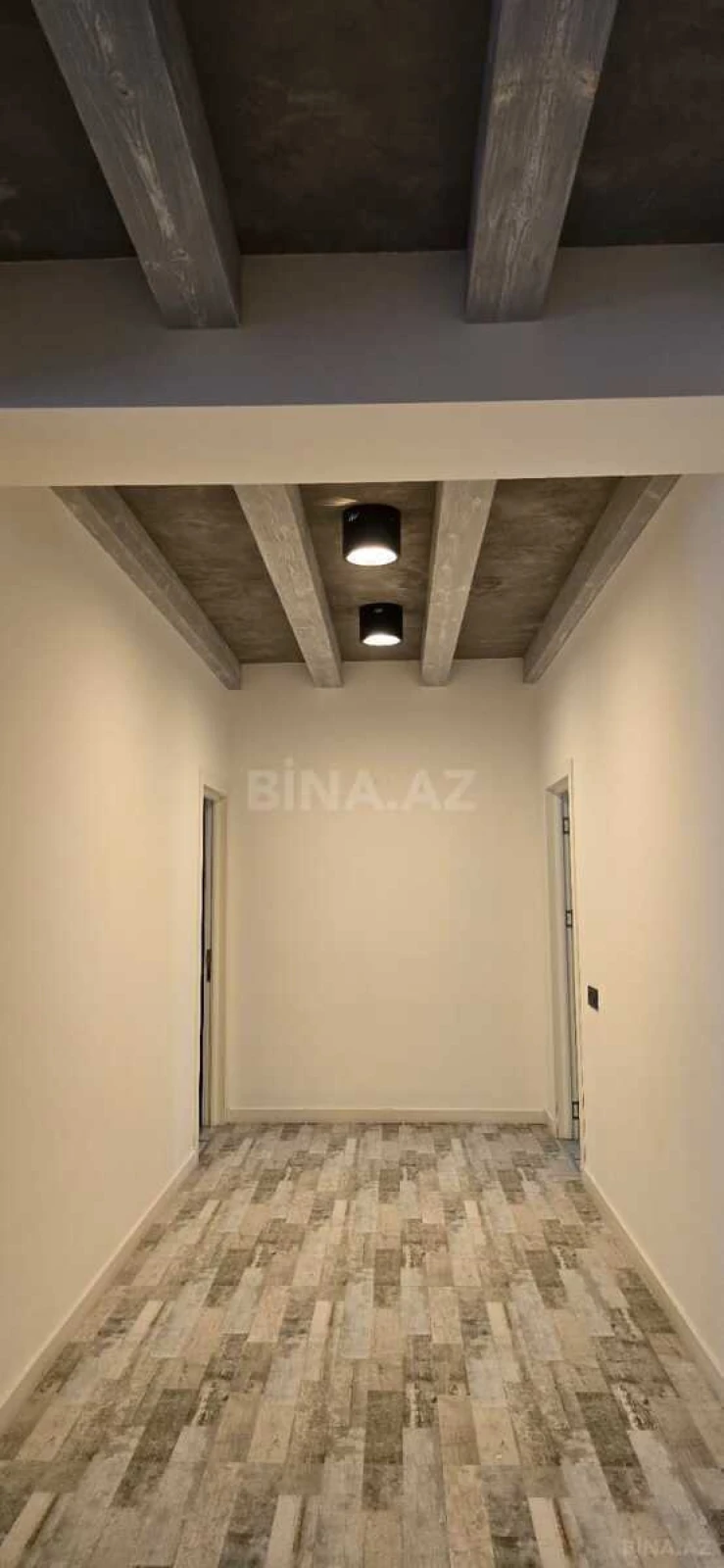 Kirayə verilir 3 otaqlı mənzil 148 m²