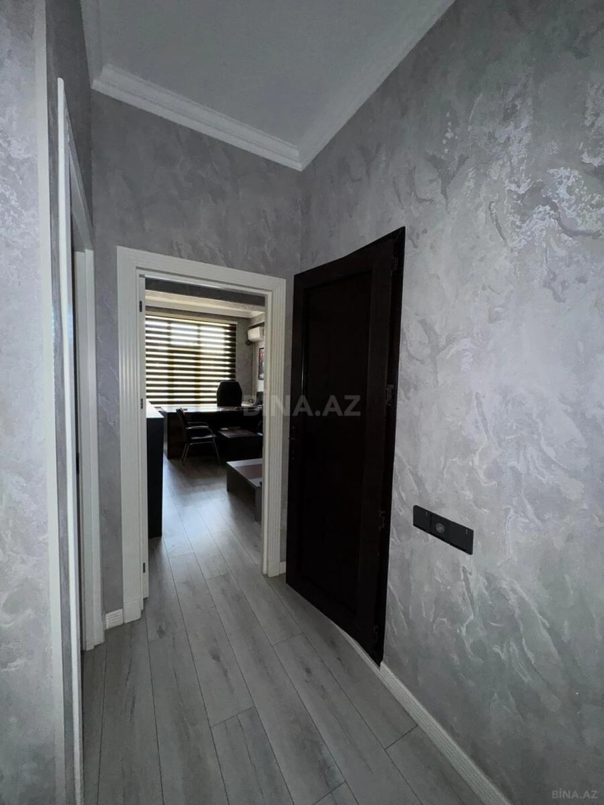 Kirayə verilir 3 otaqlı ofis 70 m²