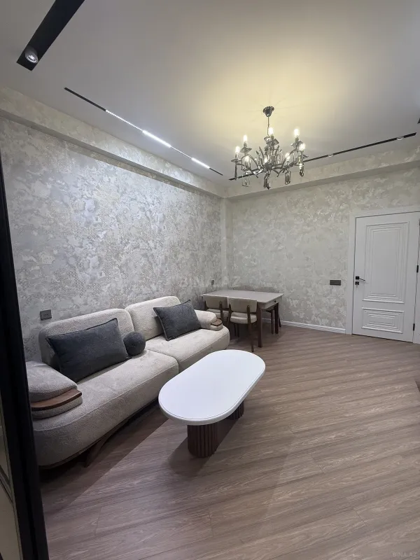 Satılır 2 otaqlı mənzil 55 m²