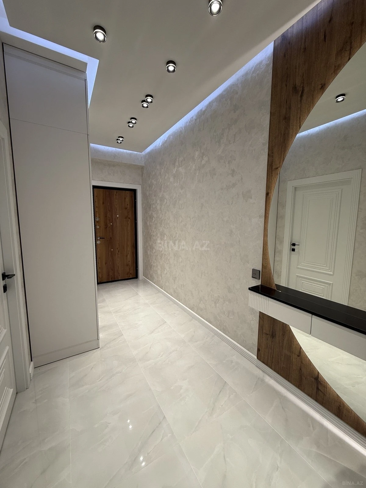 Satılır 2 otaqlı mənzil 55 m²