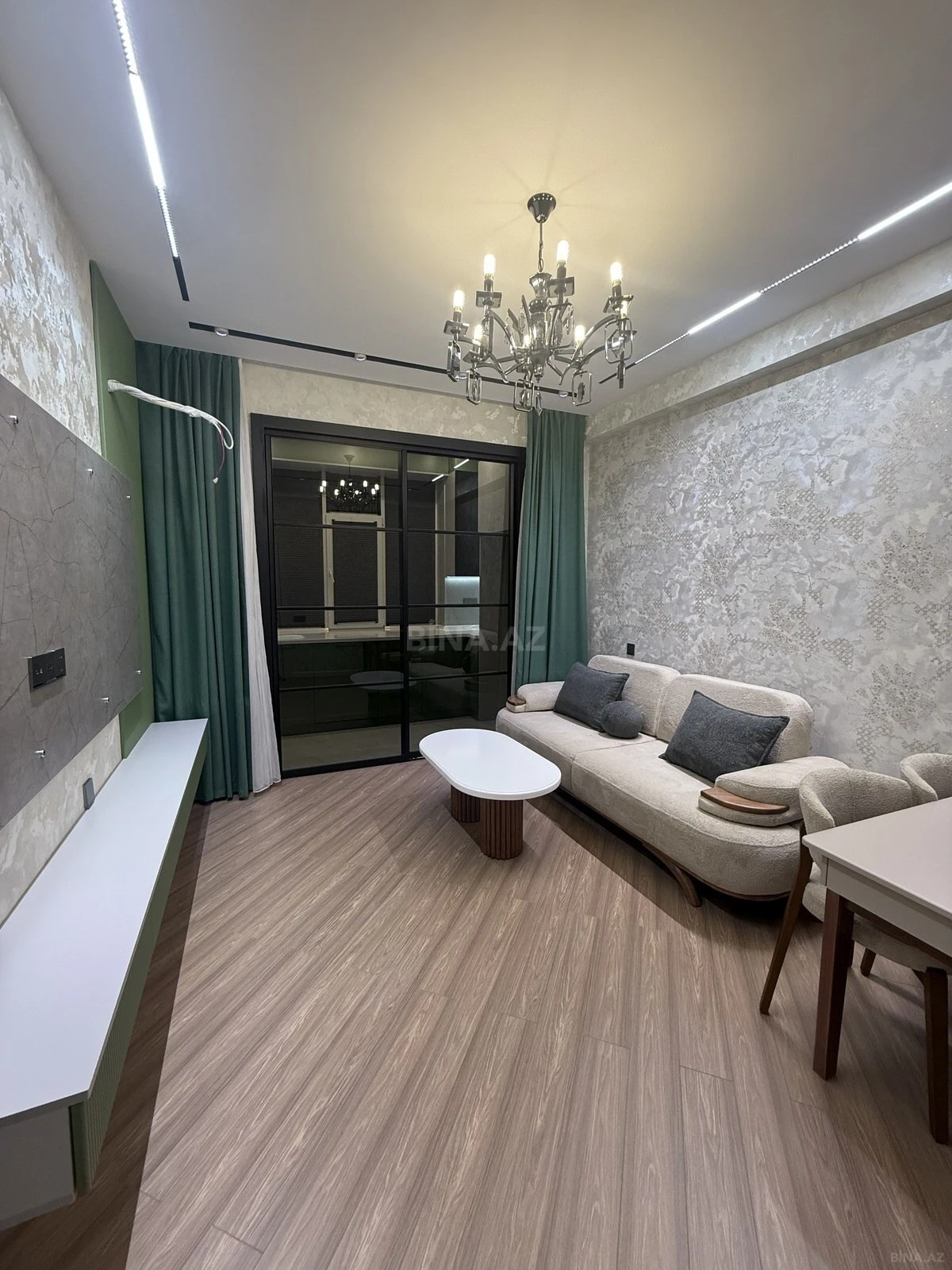 Satılır 2 otaqlı mənzil 55 m²