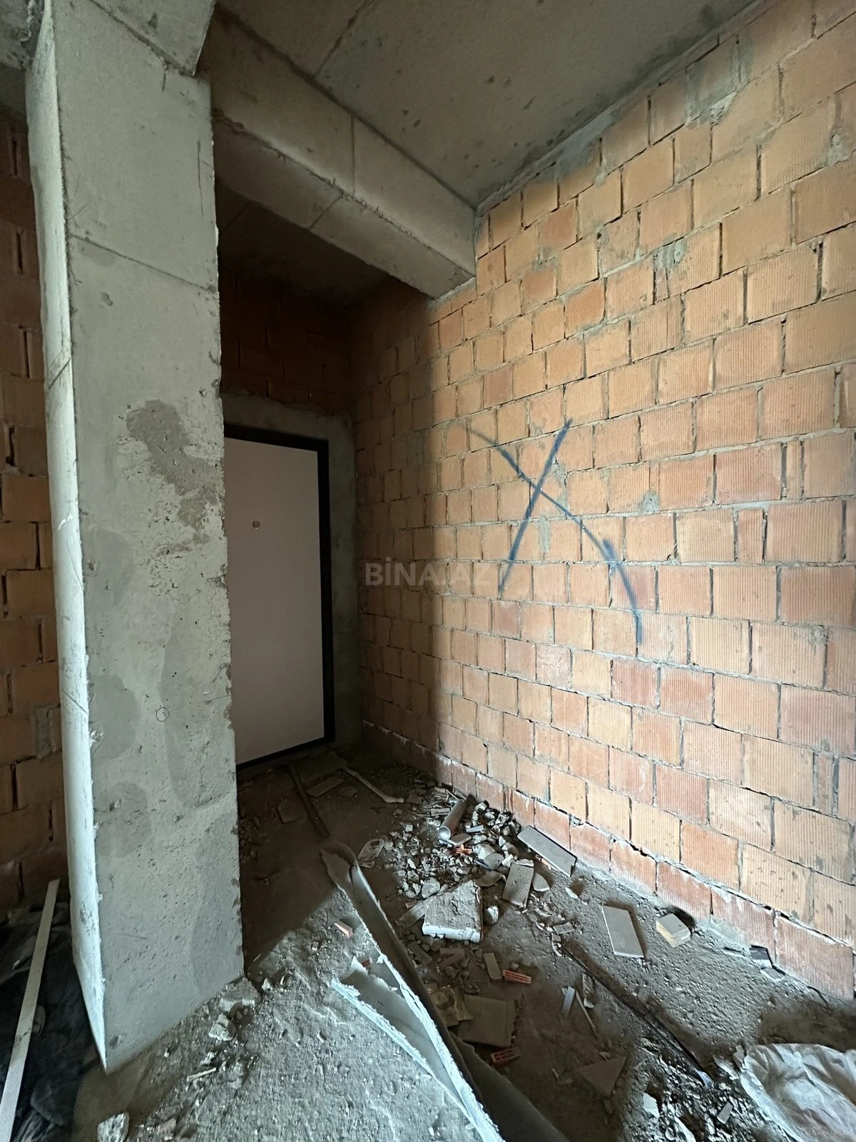 Satılır 2 otaqlı mənzil 90 m²