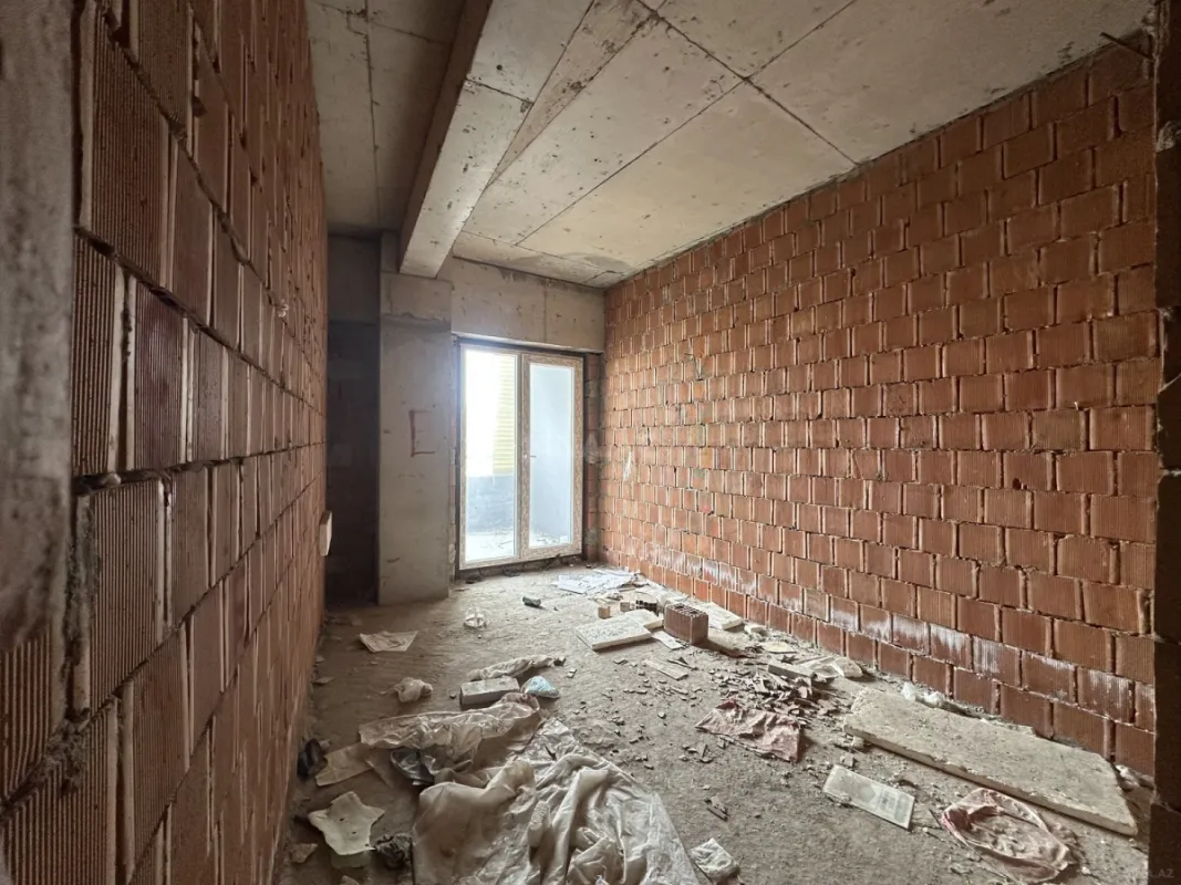 Satılır 2 otaqlı mənzil 90 m²