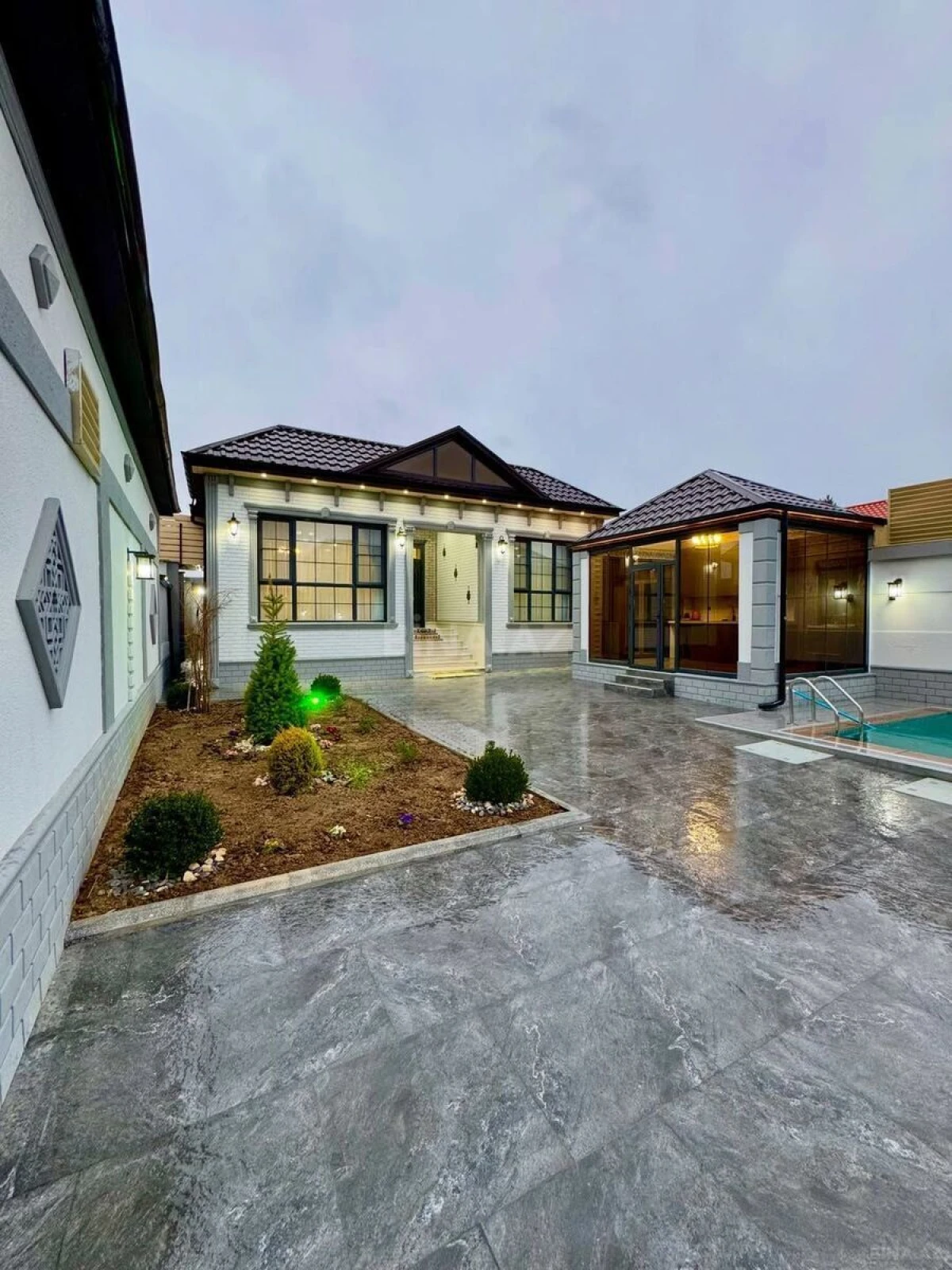 Satılır 3 otaqlı həyət evi 110 m²