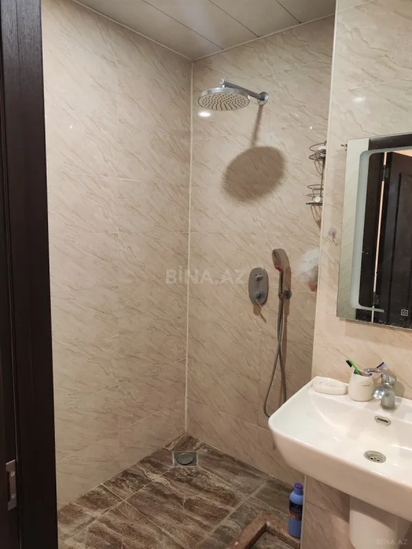 Kirayə verilir 2 otaqlı mənzil 58 m²