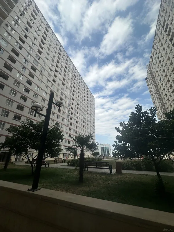 Satılır 2 otaqlı mənzil 60 m²