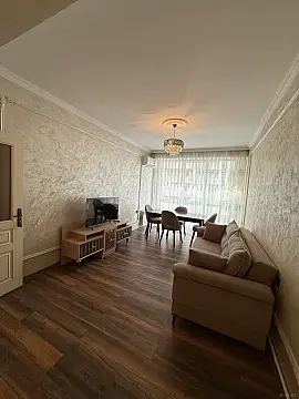 Kirayə verilir 2 otaqlı mənzil 50 m²
