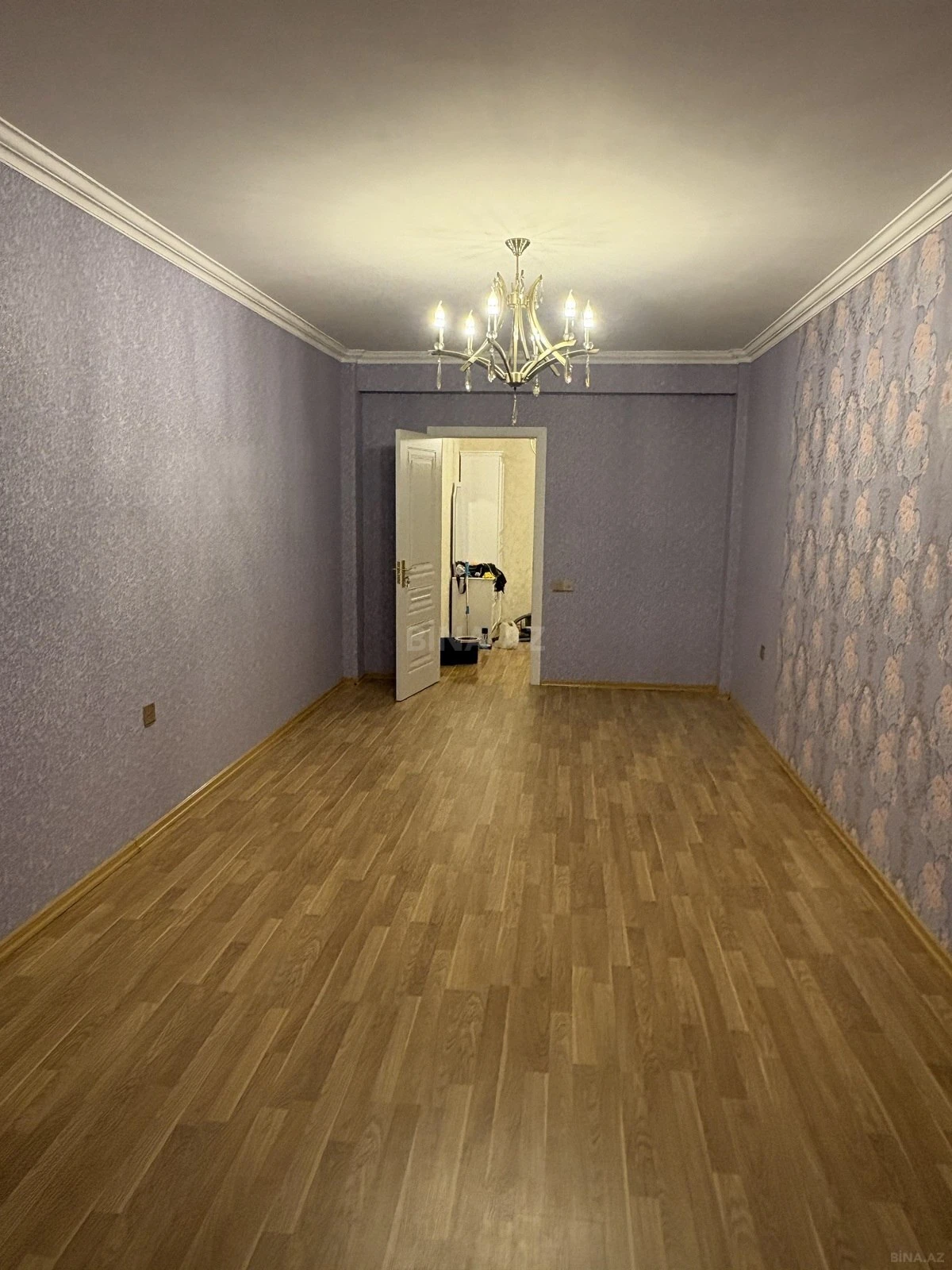 Satılır 3 otaqlı mənzil 110 m²