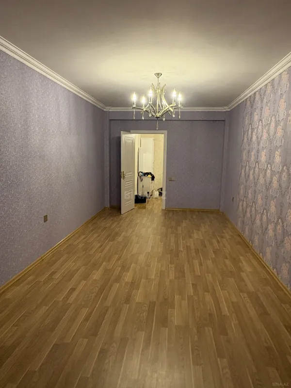 Satılır 3 otaqlı mənzil 110 m²