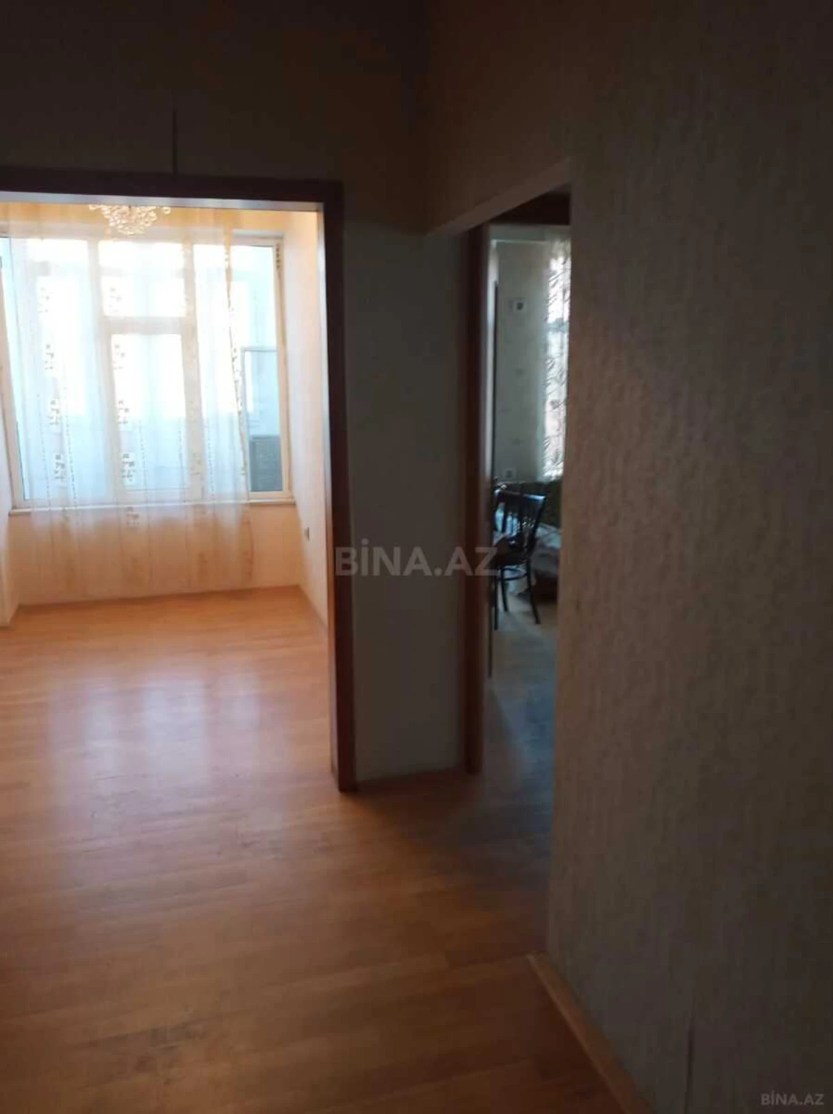 Satılır 2 otaqlı mənzil 74 m²