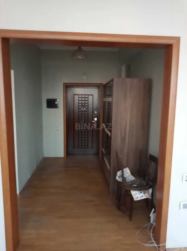 Satılır 2 otaqlı mənzil 74 m²