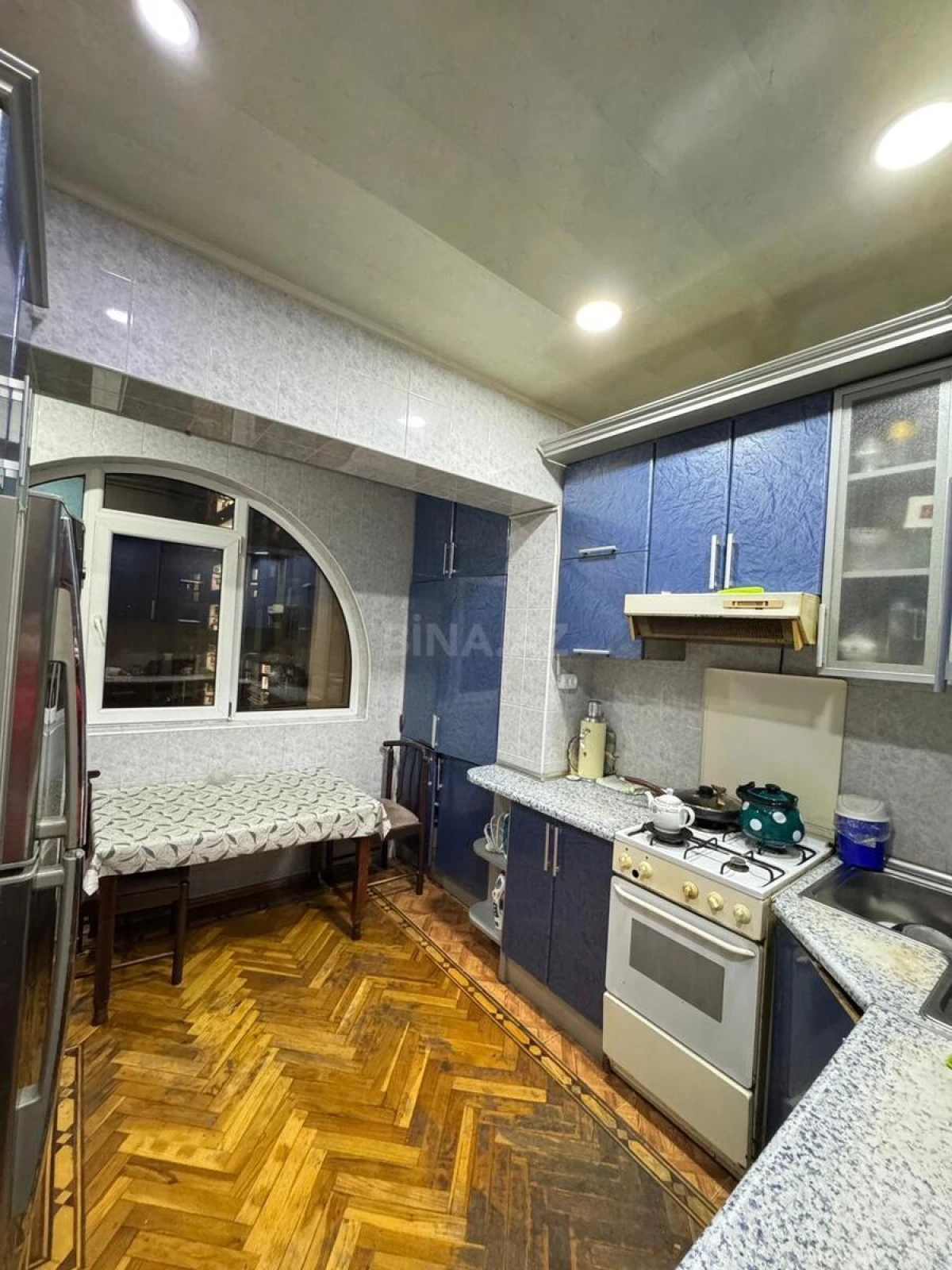 Satılır 5 otaqlı mənzil 125 m²