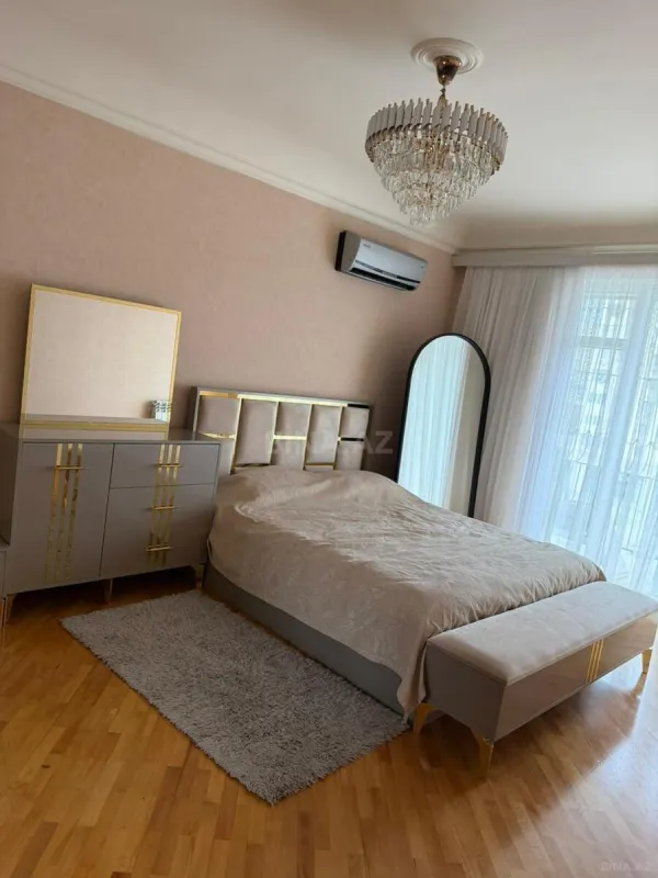 Satılır 3 otaqlı mənzil 75 m²