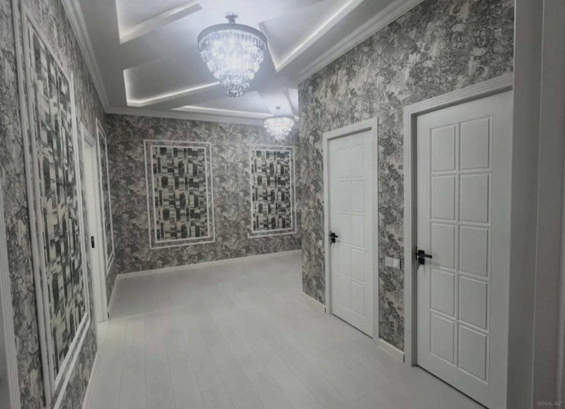 Satılır 3 otaqlı mənzil 127 m²