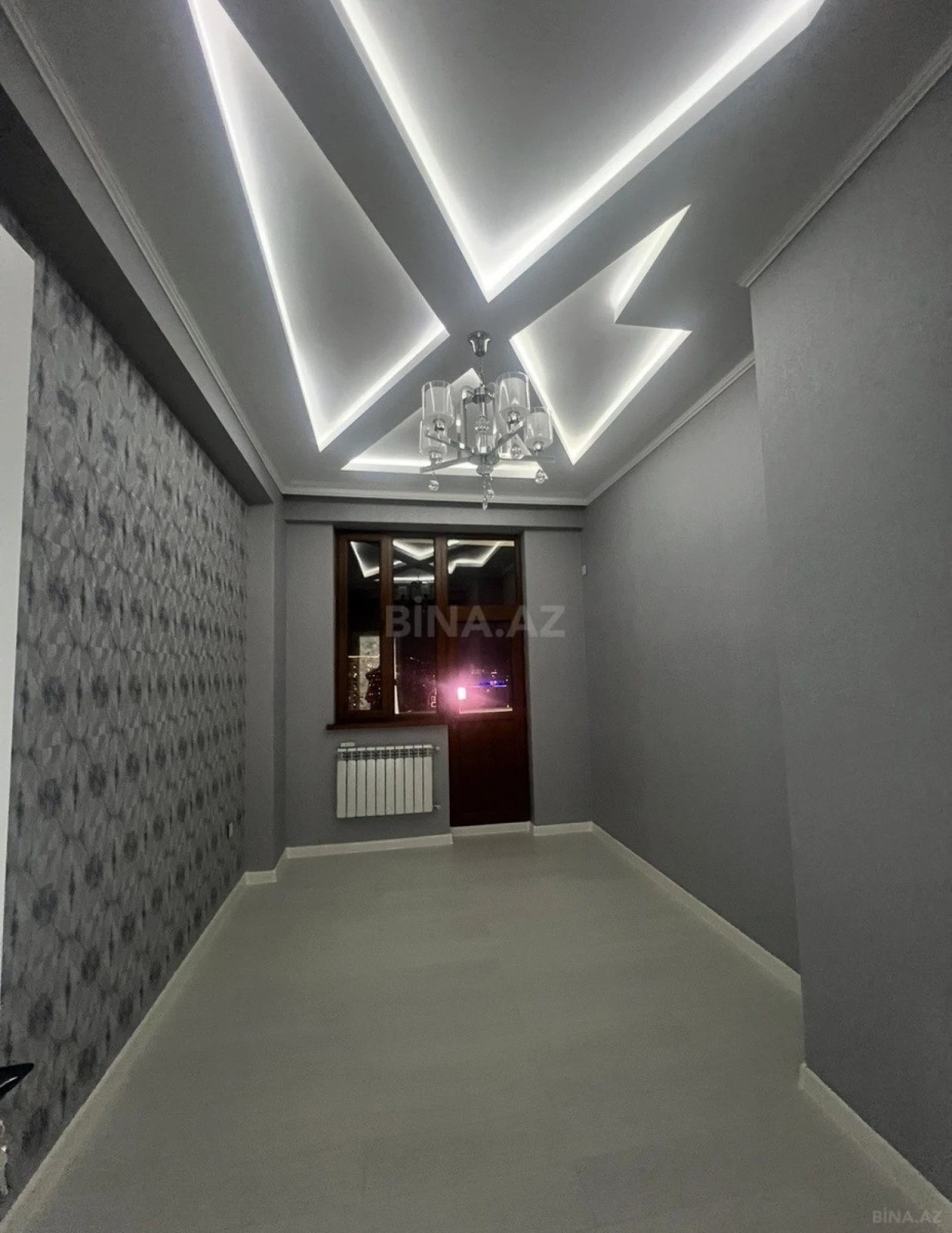 Satılır 3 otaqlı mənzil 127 m²