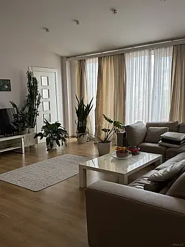 Satılır 6 otaqlı mənzil 433 m²