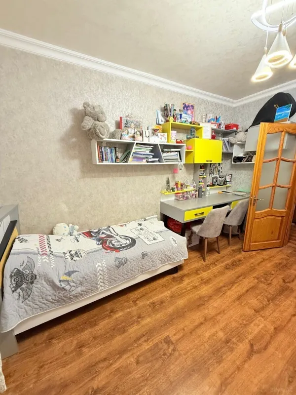 Satılır 3 otaqlı mənzil 90 m²