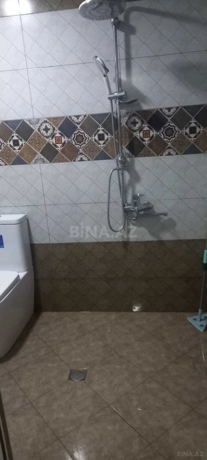 Kirayə verilir 2 otaqlı mənzil 70 m²