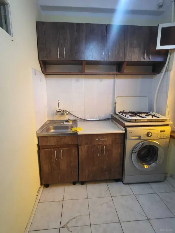 Satılır 1 otaqlı mənzil 40 m²