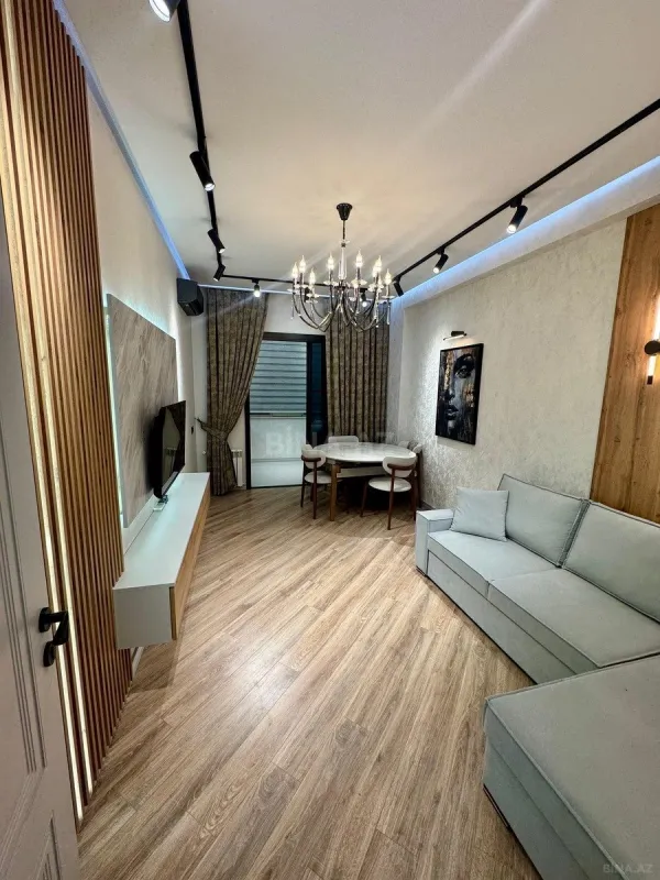 Satılır 2 otaqlı mənzil 55 m²