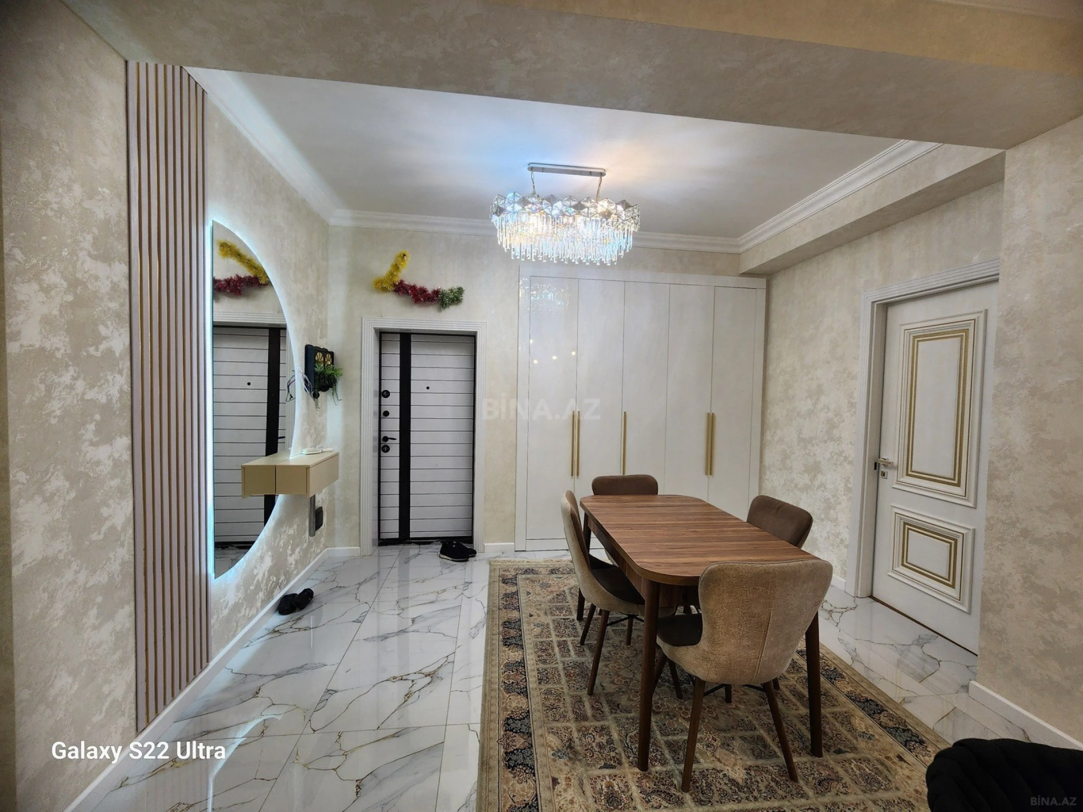 Satılır 3 otaqlı mənzil 120 m²