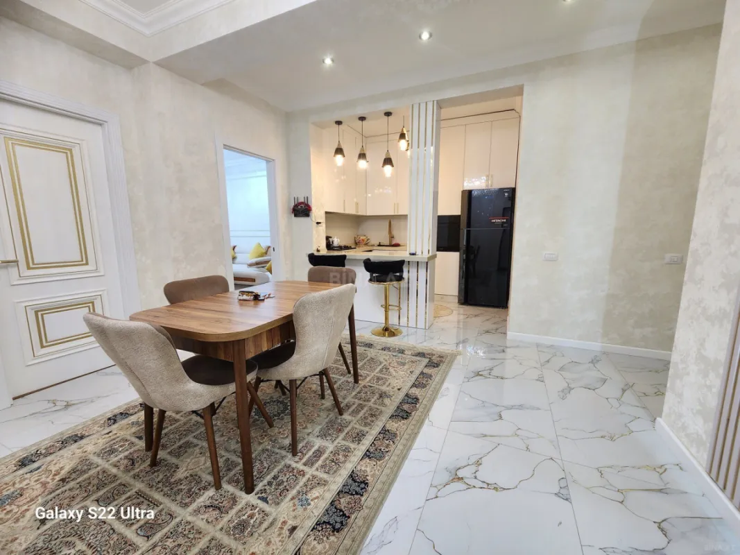 Satılır 3 otaqlı mənzil 120 m²