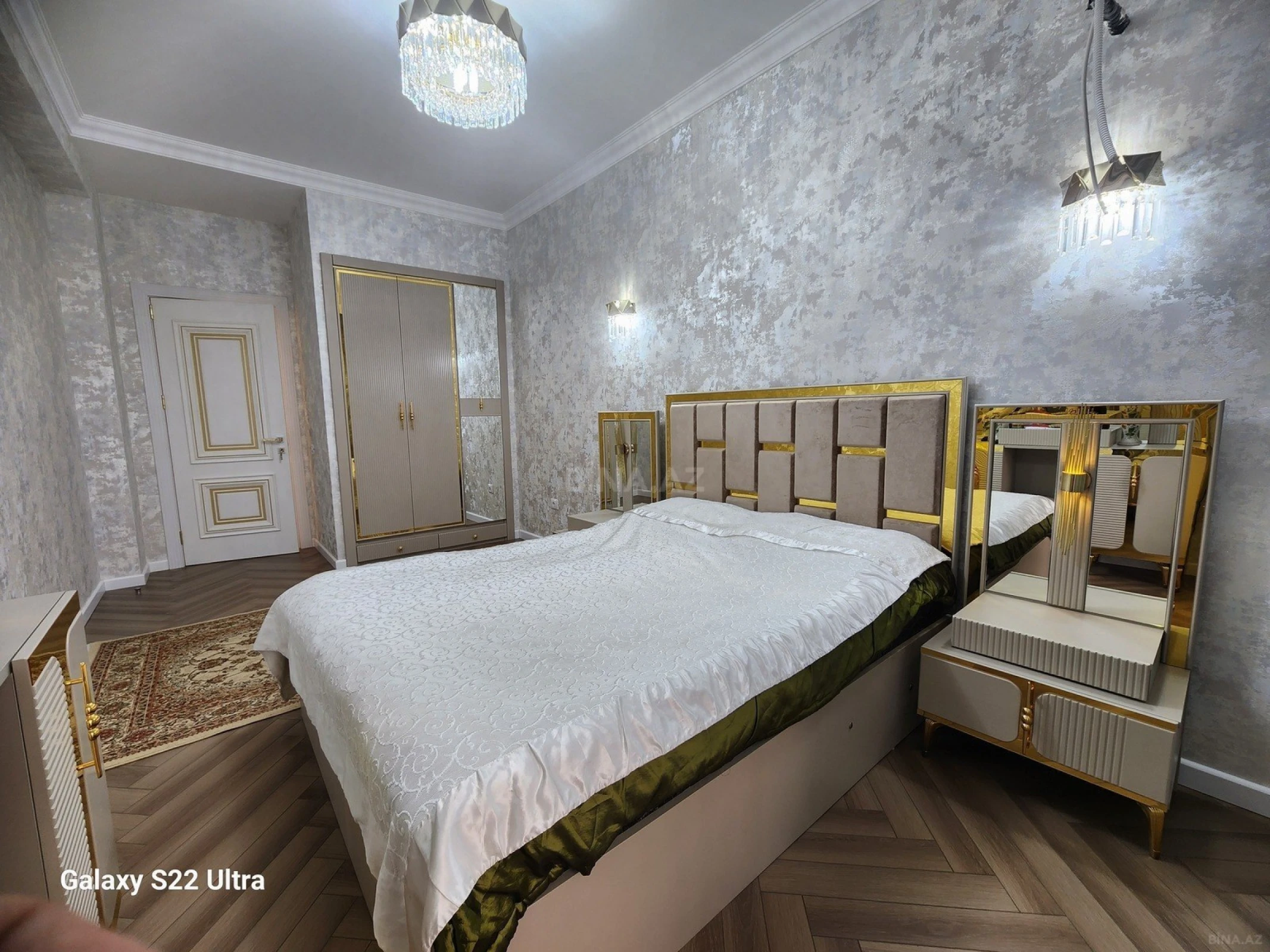 Satılır 3 otaqlı mənzil 120 m²