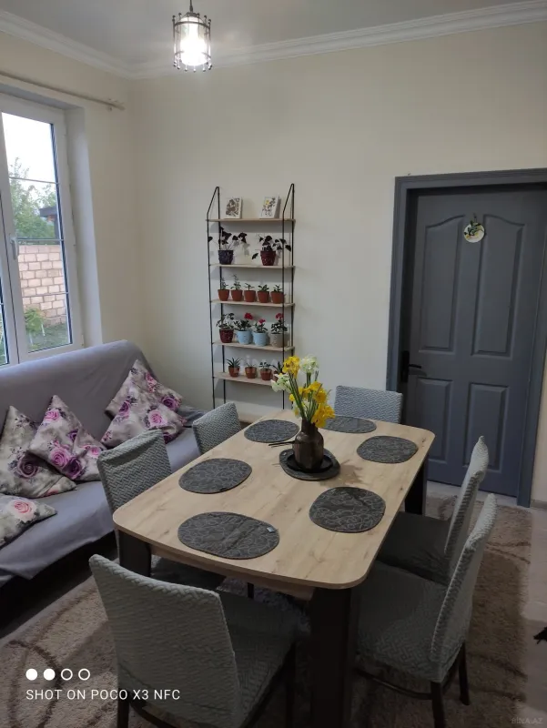 Kirayə verilir 3 otaqlı həyət evi 65 m²