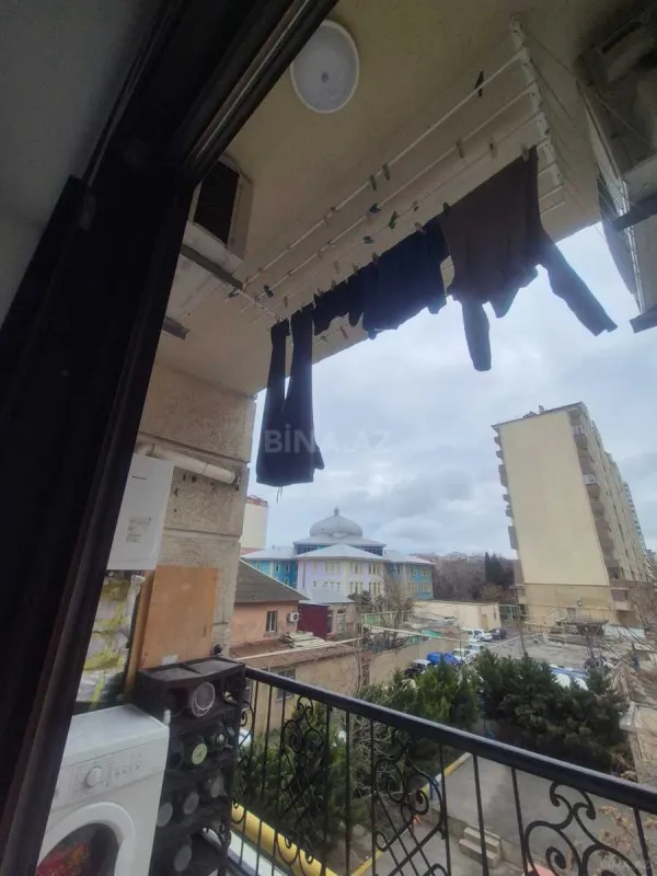 Satılır 2 otaqlı mənzil 68 m²