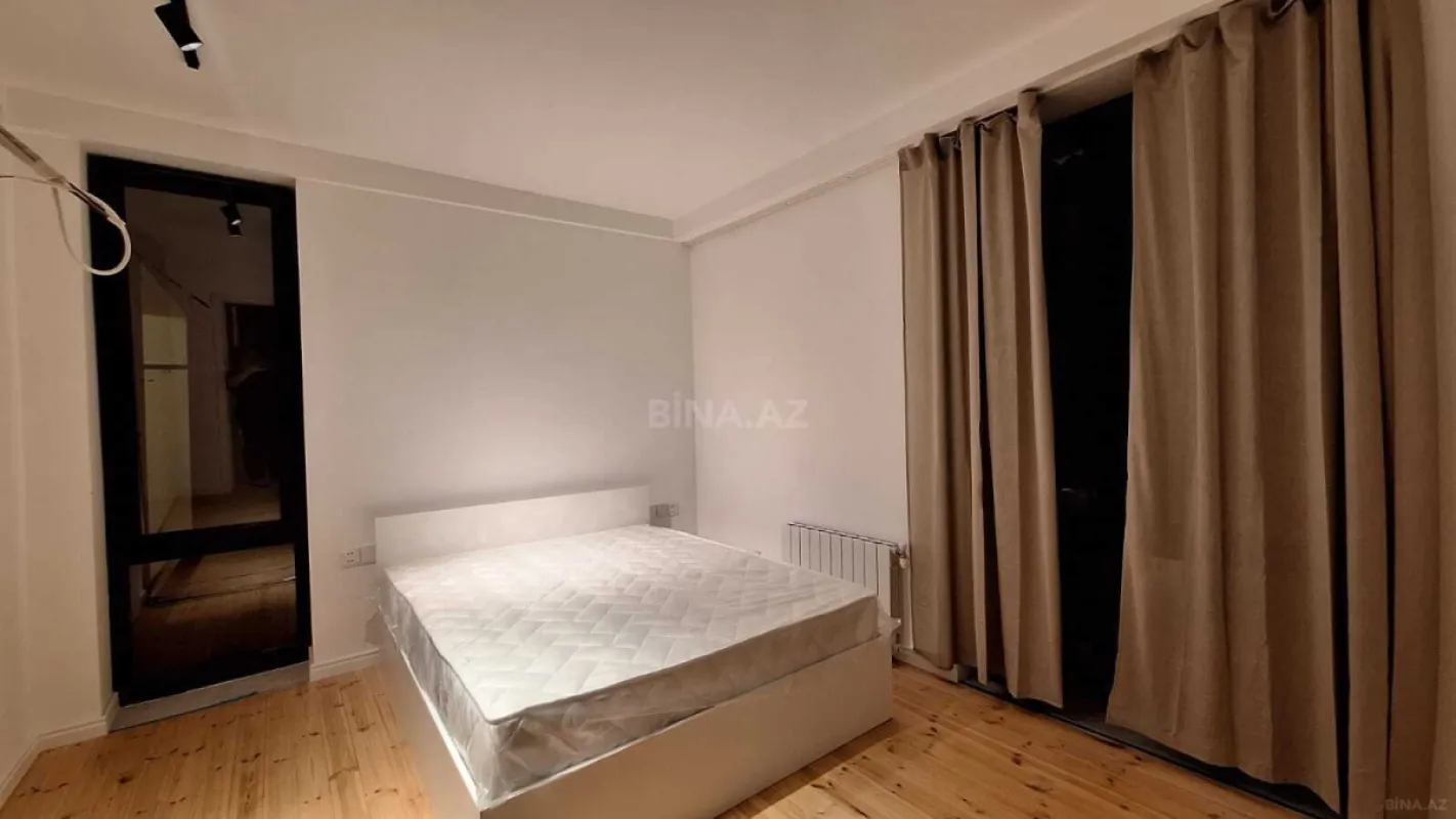 Kirayə verilir 5 otaqlı həyət evi 300 m²