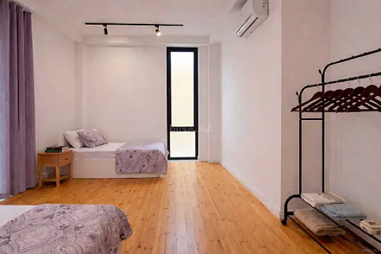 Kirayə verilir 5 otaqlı həyət evi 300 m²
