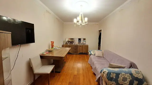 Satılır 3 otaqlı mənzil 90 m²